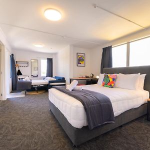 Queen Sofabed ensuite